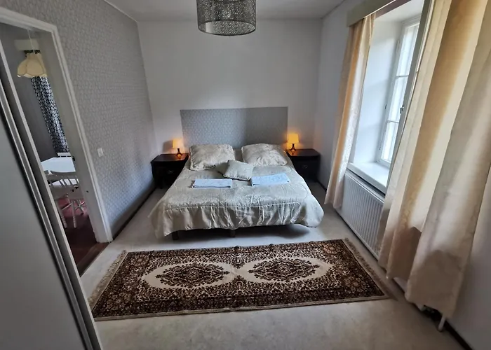 Charming 2-bed With Sauna Facility 아파트 콧카